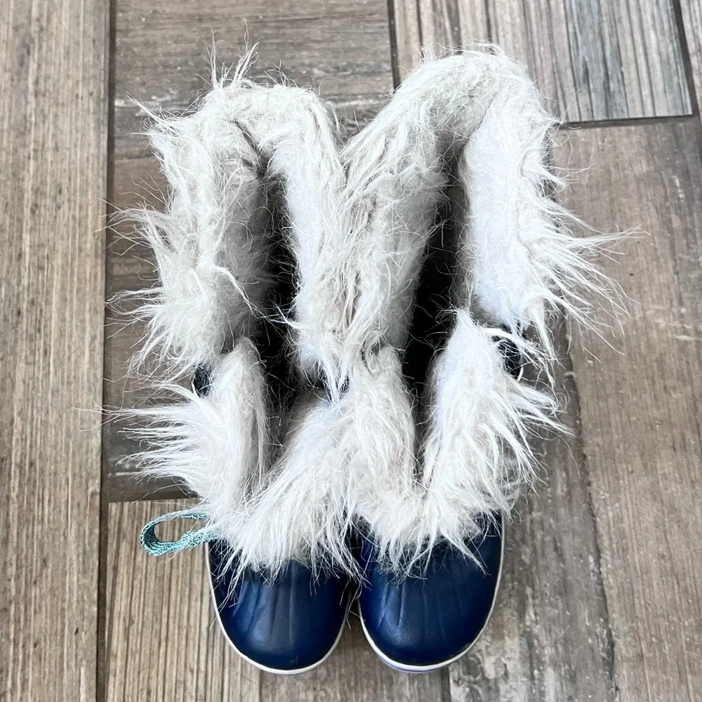 Sorel Kids Lavender and Black Winter Boots